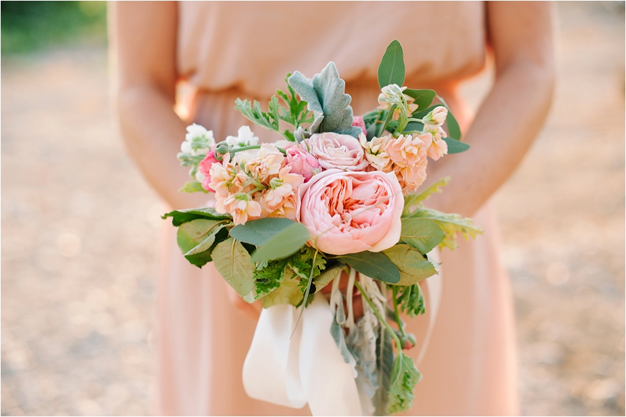 Dreamy Logan, Utah LDS Wedding by wedding photographer Hillary Muelleck || https://hillarymuelleck.com