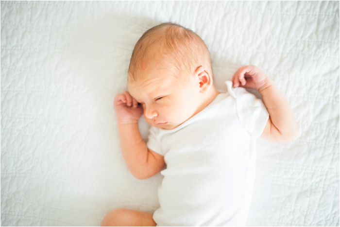 Lifestyle Newborn Photoshoot with Fine Art Pennsylvania Lifestyle Photographer Hillary Muelleck // hillarymuelleck.com