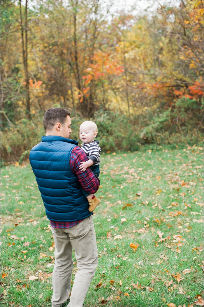 Fall Family Photo Inspiration with Fine Art Pennsylvania Photographer Hillary Muelleck // hillarymuelleck.com
