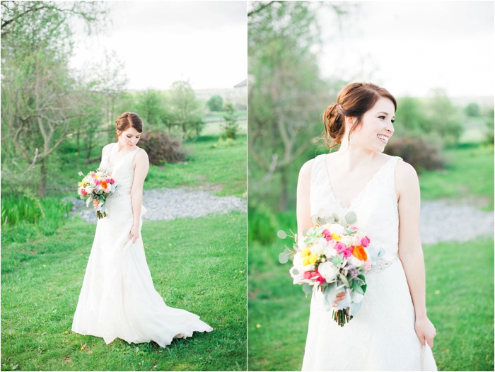 Spring Pennsylvania wedding at the Wind in the Willows by Hillary Muelleck Photography || hillarymuelleck.com