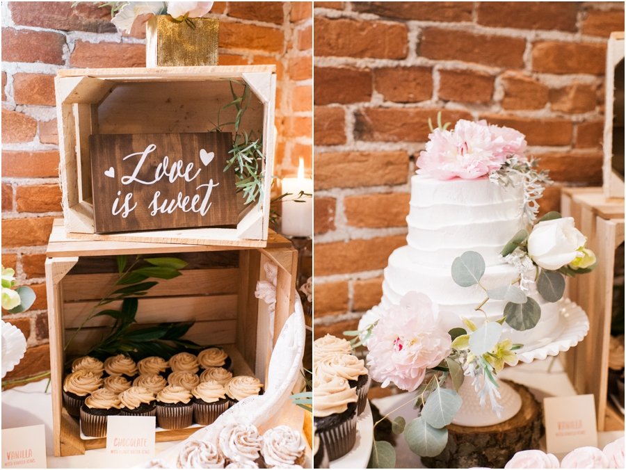 Blush Wedding at The Booking House in Lancaster, Pennsylvania by Hillary Muelleck Photography || hillarymuelleck.com