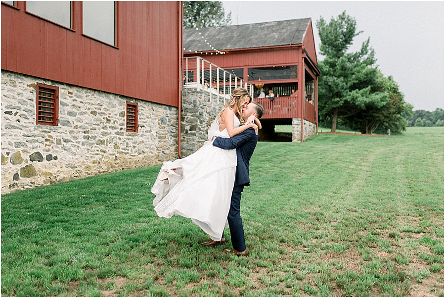 The Farm at Eagles Ridge Wedding in Lancaster, Pennsylvania | Hillary Muelleck Photography