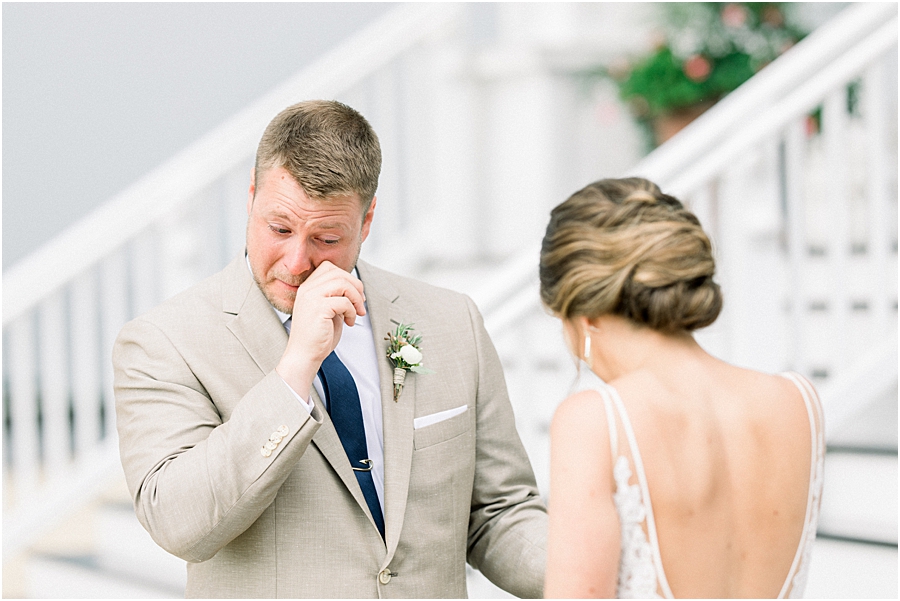 How to make your Wedding Photographer Cry