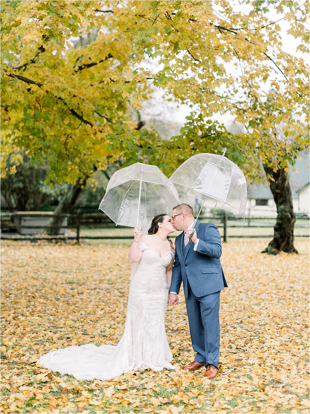 Rainy Wedding Day Tips for Brides and Grooms