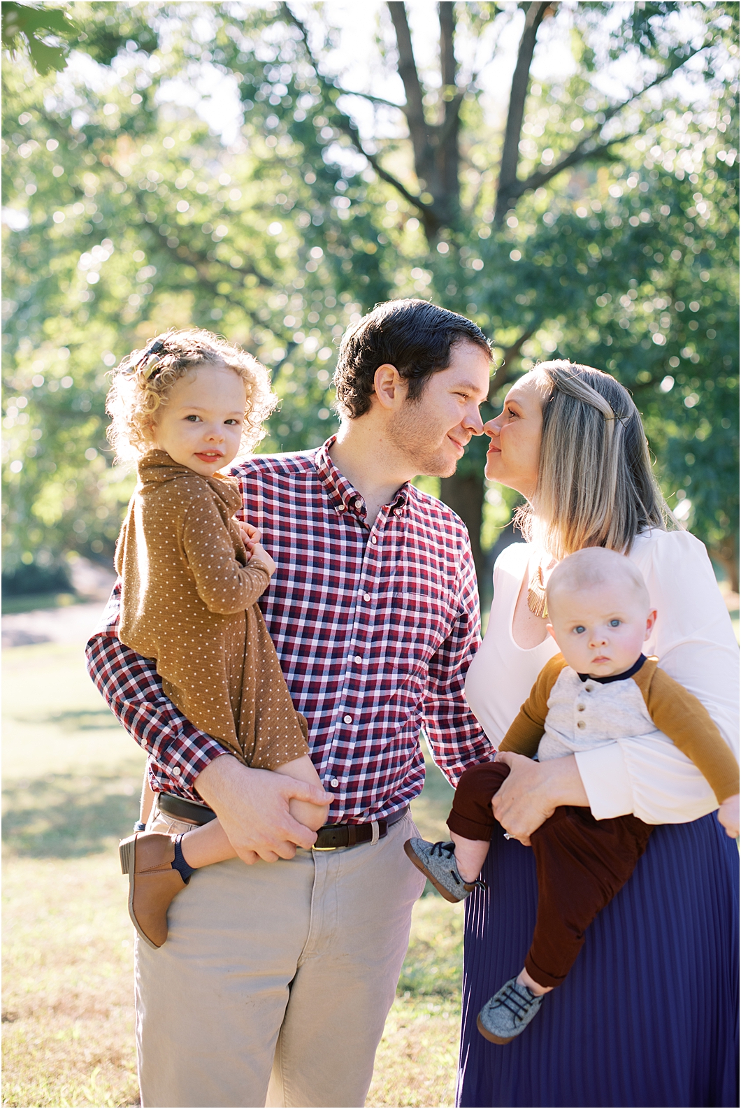What to wear for family photos, outfit inspiration for family photos | by Hillary Muelleck