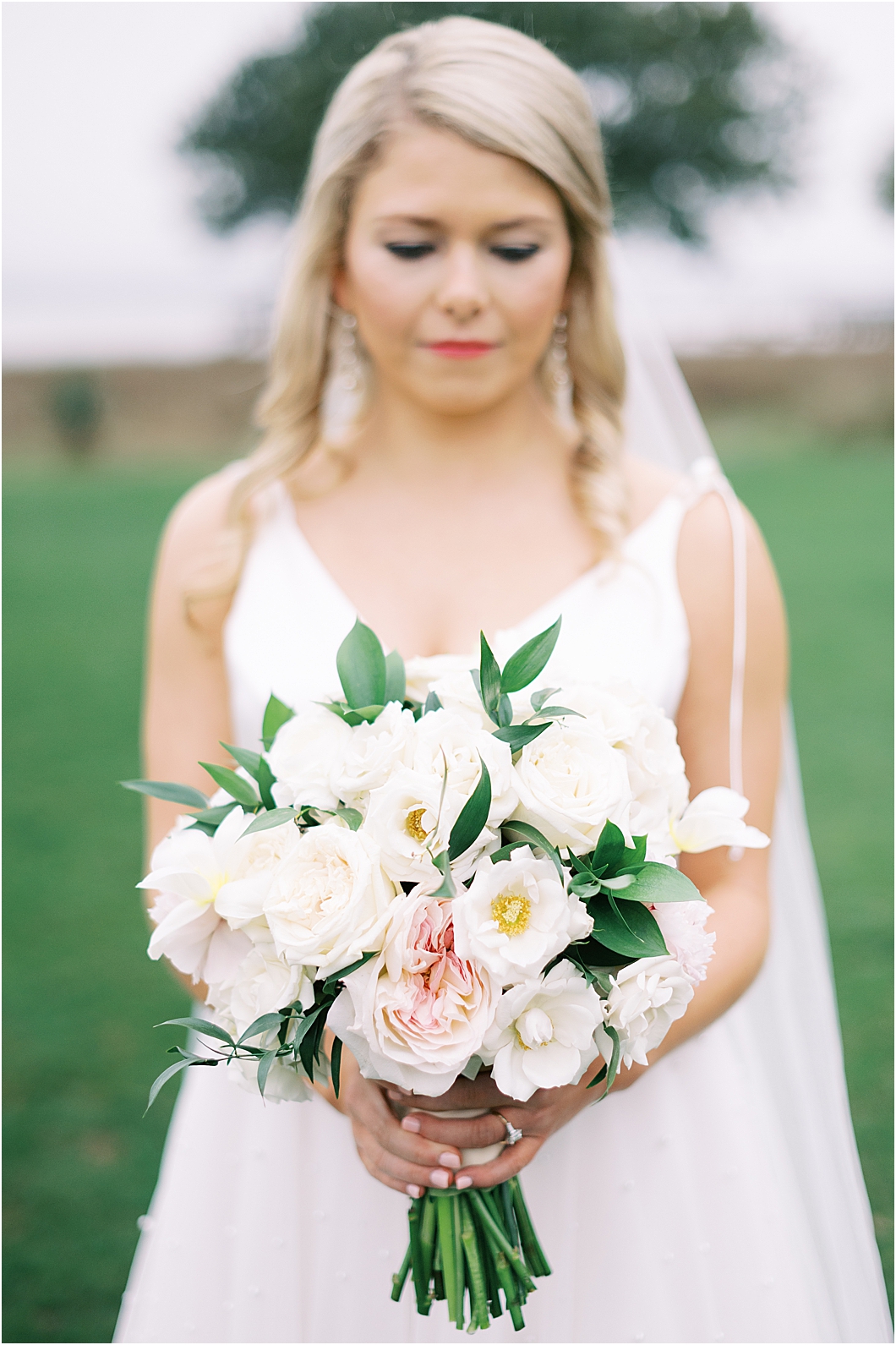 Spring Charleston Wedding at Alhambra Hall | Hillary Muelleck Photography